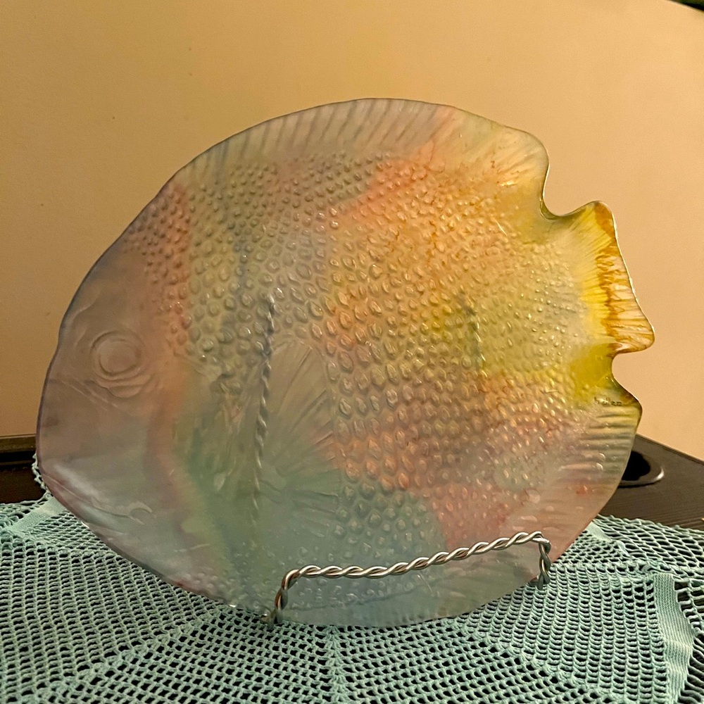 Vintage Signed Arcoroc Rainbow Flounder Fish Plate